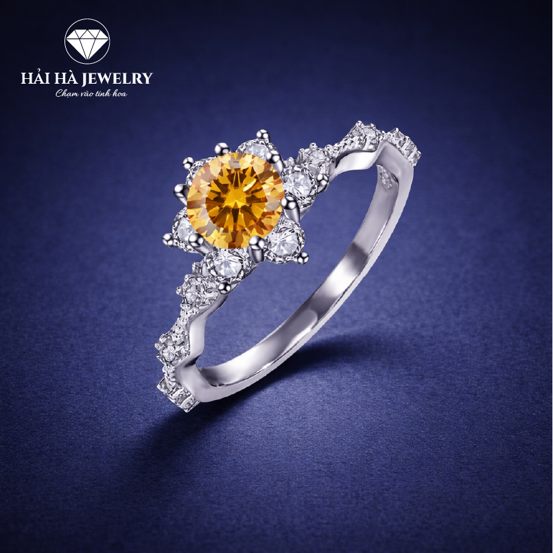 Nhẫn nữ hoa tỏa sáng – Một khoảnh khắc dịu dàng ở lại trên bàn tay | Hải Hà Jewelry
