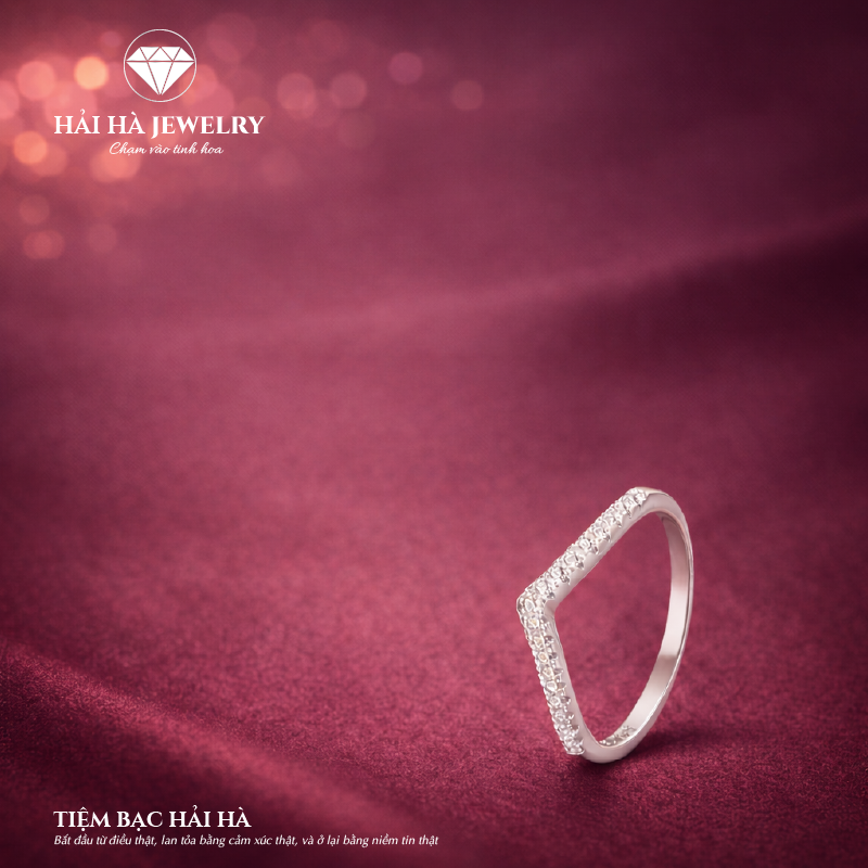 Nhẫn viền đá dáng công – Điểm nhấn lặng lẽ cho cảm xúc riêng | Hải Hà Jewelry