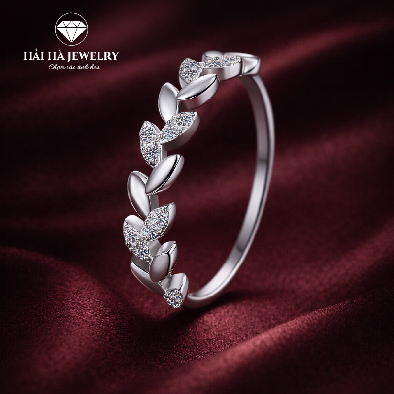 Nhẫn họa tiết lá đan cài – Dịu dàng như cách yêu thật | Hải Hà Jewelry
