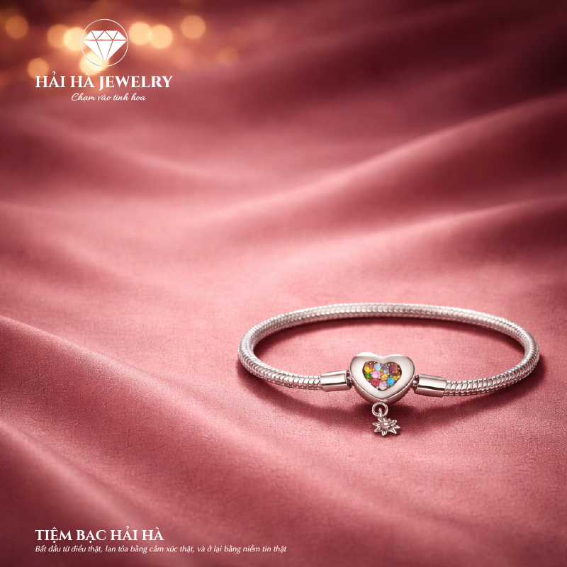Vòng tay bạc 925 charm trái tim đa sắc – Dấu ấn cảm xúc mang tính cá nhân