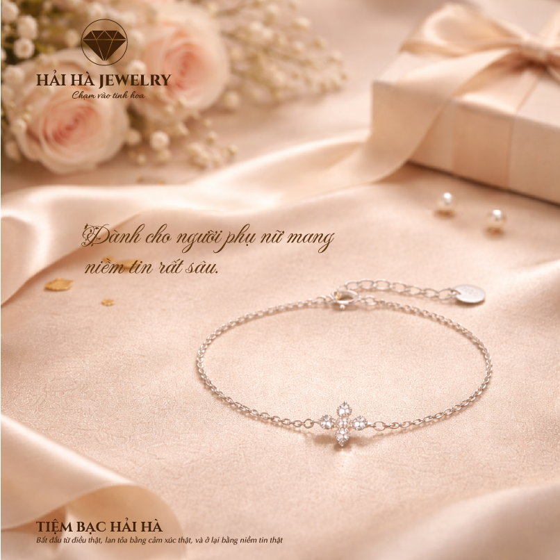 Vòng tay thánh giá nhỏ – Niềm tin ở lại rất khẽ | Hải Hà Jewelry
