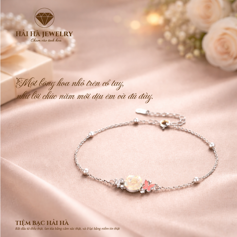 Vòng tay hoa hồng & cánh bướm – Dịu dàng ở lại cùng thời gian | Hải Hà Jewelry