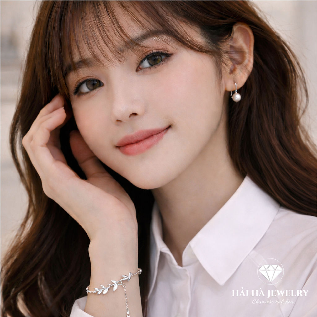 Vòng tay lá rủ đính đá – Mềm mại theo từng chuyển động | Hải Hà Jewelry