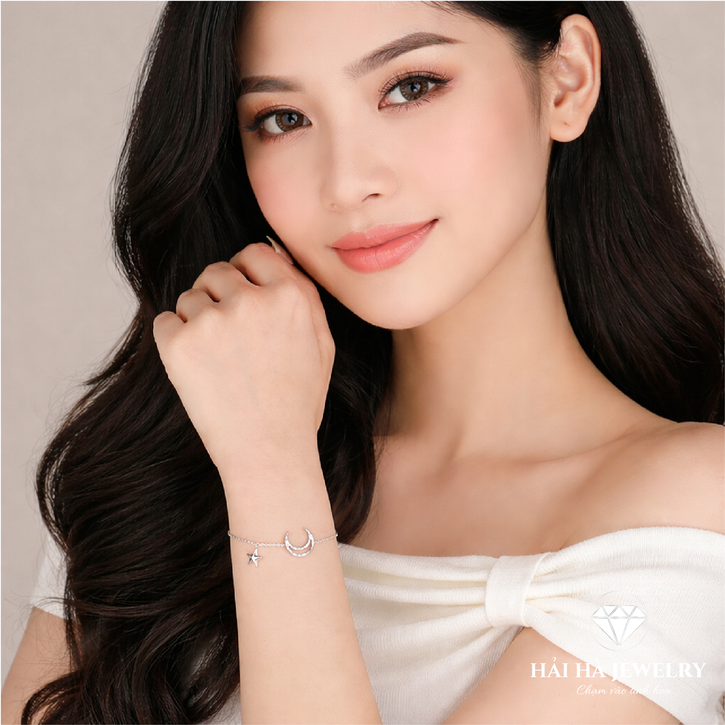 Vòng tay trăng sao – Dịu dàng giữa những điều rộng lớn | Hải Hà Jewelry