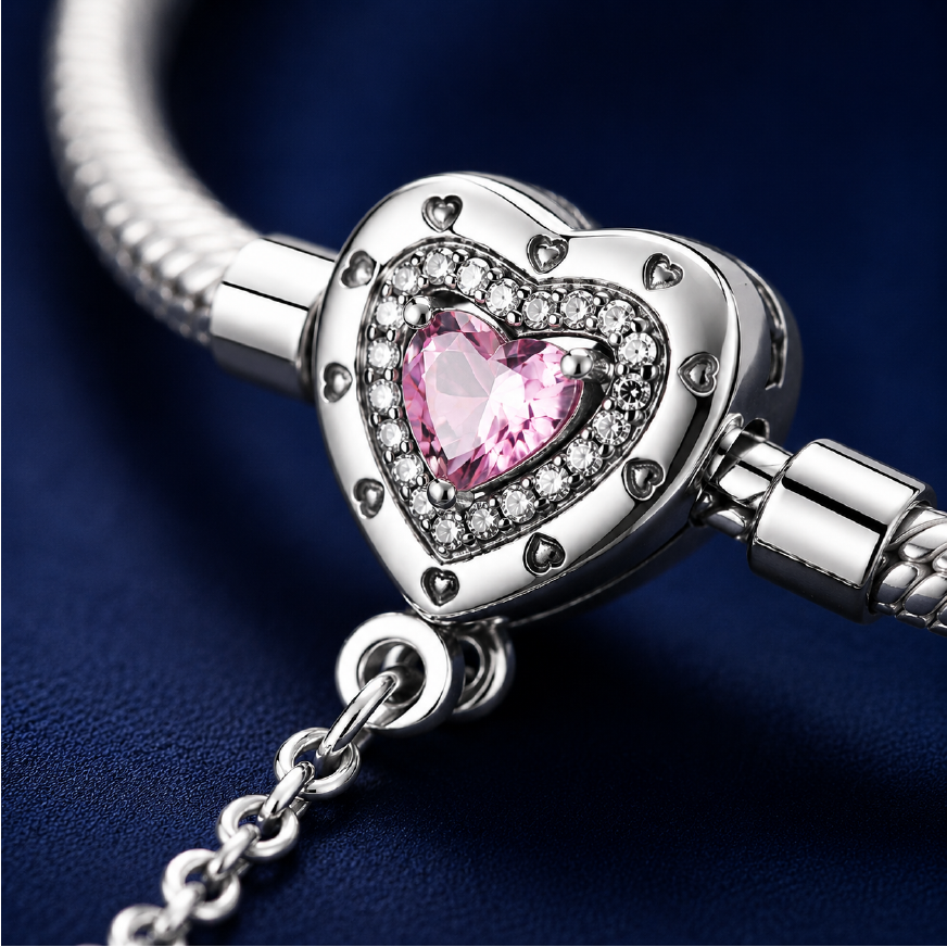 Vòng tay bạc 925 charm trái tim đá hồng – Một cảm xúc được giữ lại