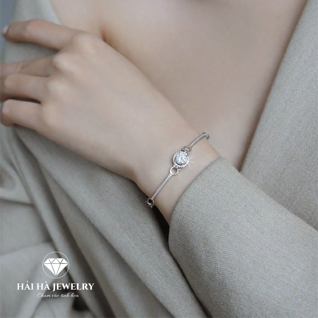 Vòng tay điểm tròn cân bằng – sự hiện diện vừa đủ | Hải Hà Jewelry