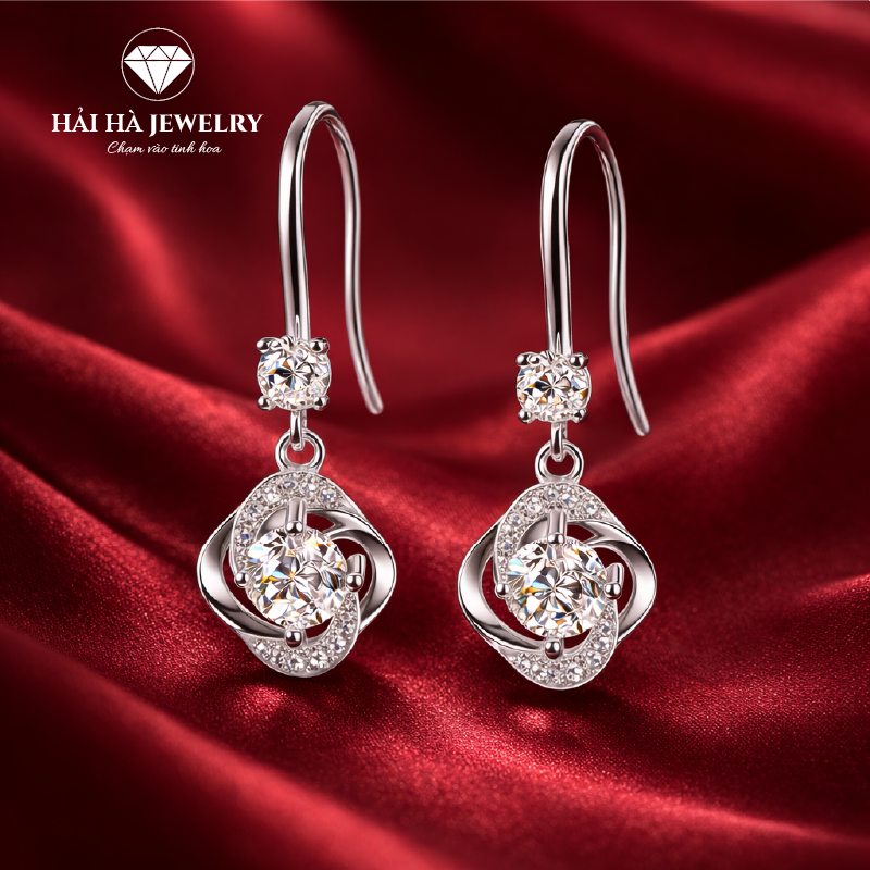 Bông tai bạc 925 đính moissanite dáng treo – chuyển động dịu và ánh sáng tinh tế | Hải Hà Jewelry