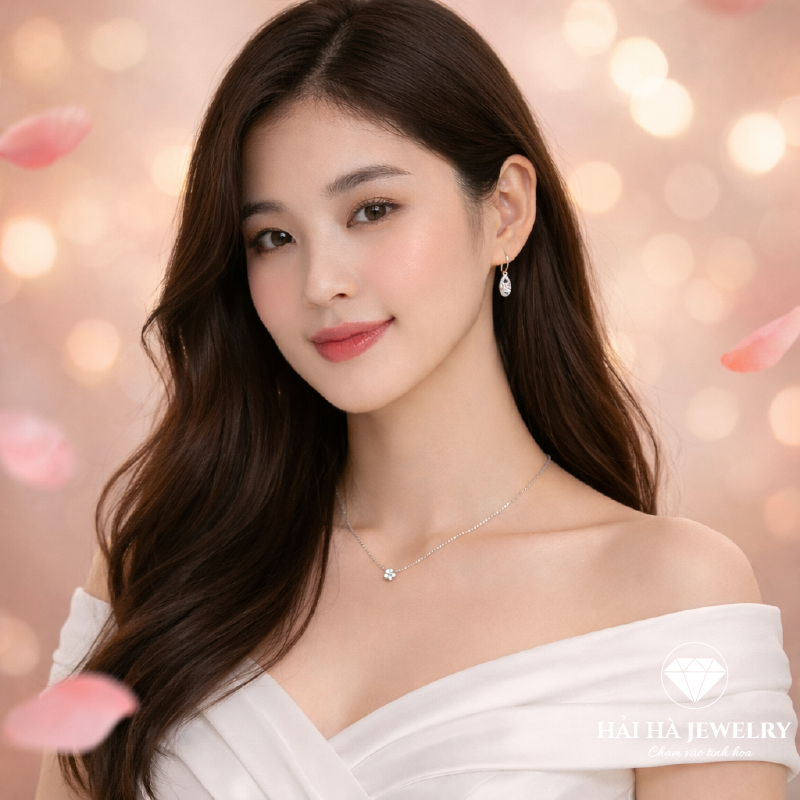 Bông tai bạc 925 đính moissanite – dáng giọt nước rỗng viền pavé