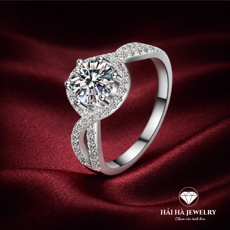 Nhẫn nữ bạc 925 đính kim cương Moissanite 0,5 Carat