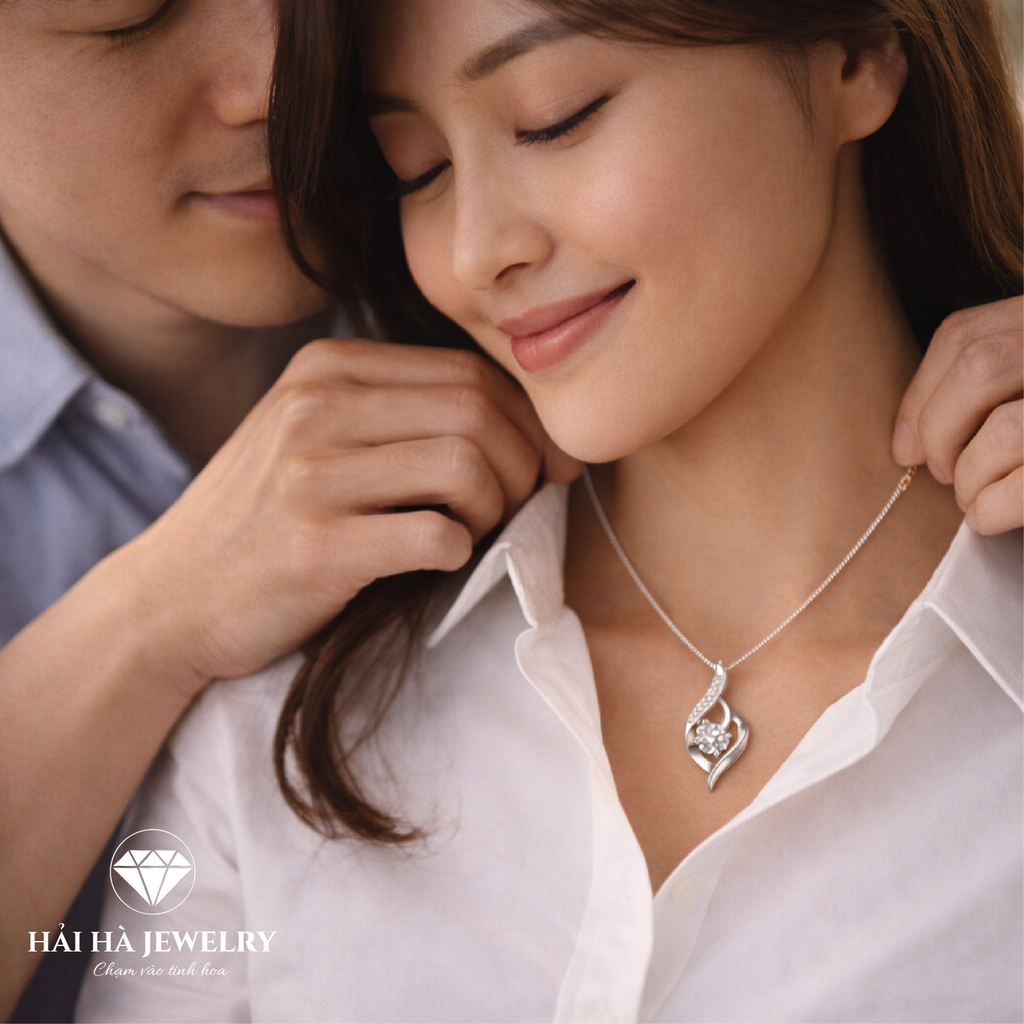 Dây chuyền bạc 925 đính moissanite 1 carat dáng uốn lượn tinh tế | Hải Hà Jewelry