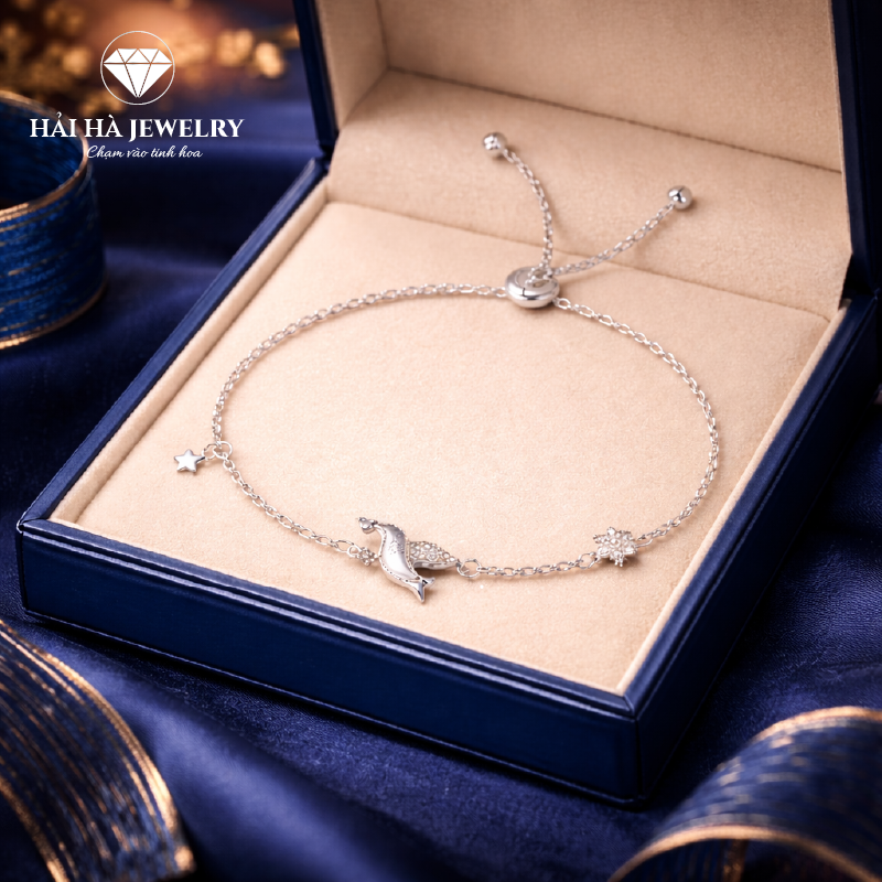 Vòng tay Cá heo & ngôi sao – Niềm vui hiền lành giữa những chuyển động | Hải Hà Jewelry