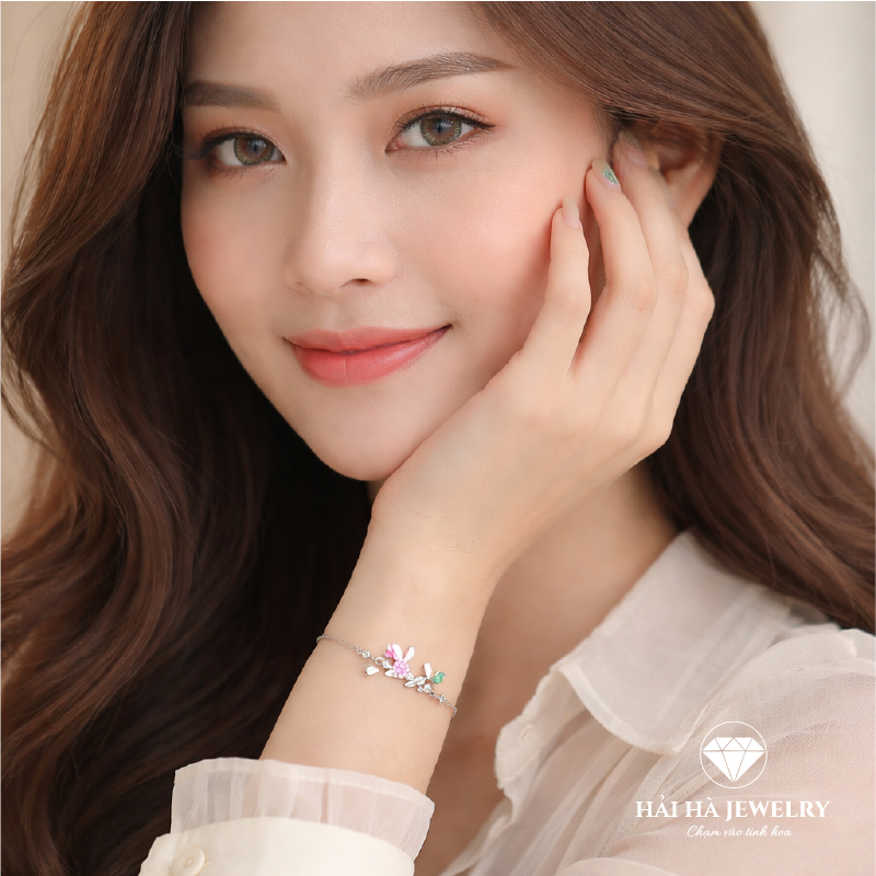 Vòng tay Thỏ nhỏ & mầm xanh – Dịu dàng lớn lên từ những điều trong trẻo | Hải Hà Jewelry