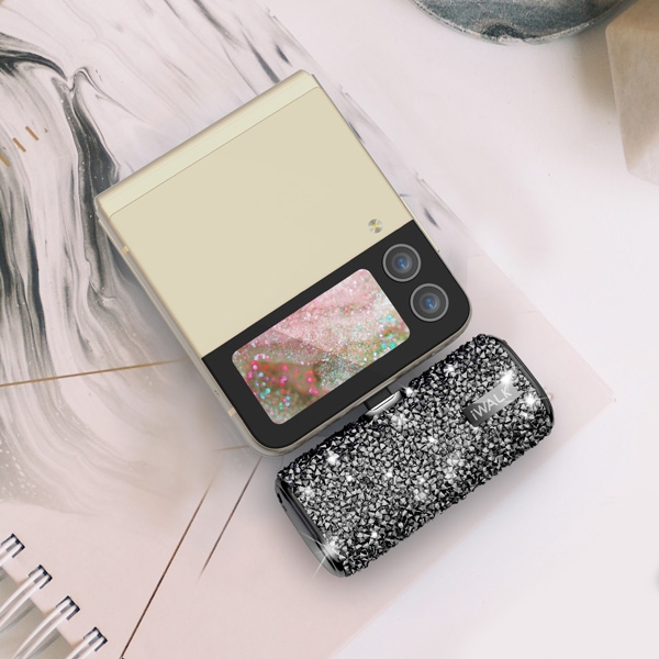Sạc Dự Phòng Lấp Lánh iWALK – 4500mAh, 2 Cổng Lightning & USB-C, Đính Đá Sang Trọng, Nhỏ Gọn Như Thỏi Son
