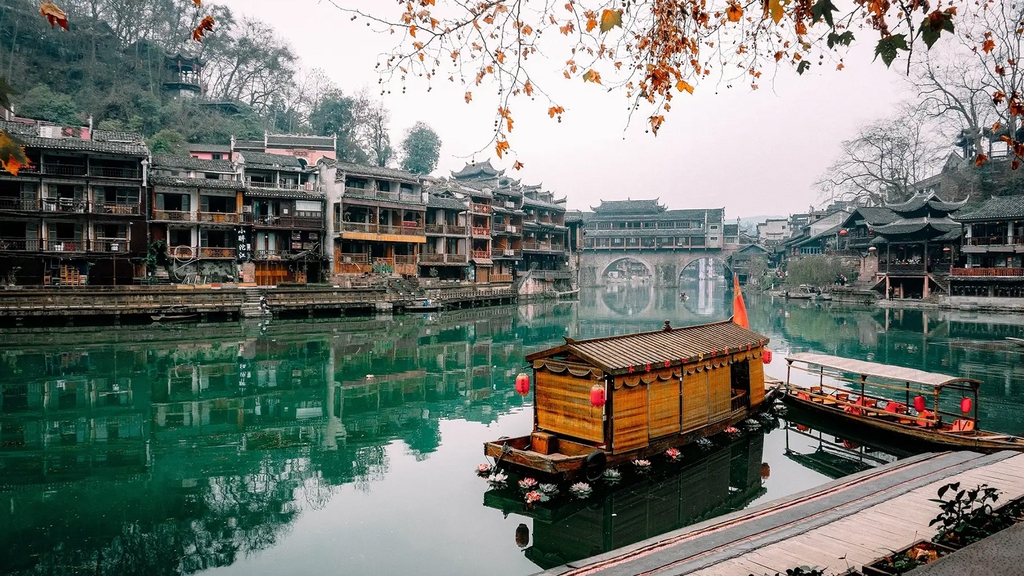 HÀNH TRÌNH KHÁM PHÁ HỒ BẮC - HỒ NAM: ÂN THI - TUYÊN ÂN - PHƯỢNG HOÀNG CỔ TRẤN - TRƯƠNG GIA GIỚI