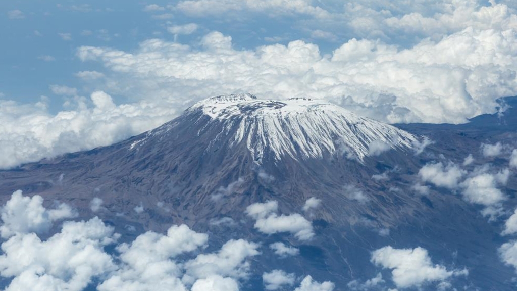 KENYA SAFARI HOANG DÃ - NAIROBI - CÔNG VIÊN QUỐC GIA AMBOSELI - NAIVASHA - KHU BẢO TỒN MASAI MARA