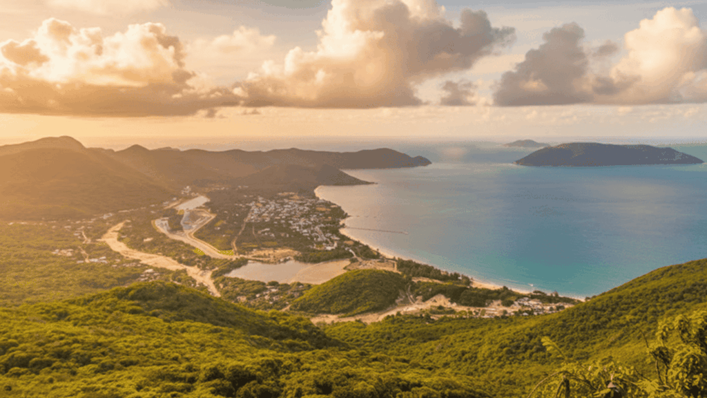 VỀ CÔN ĐẢO - CHẠM VÀO LỊCH SỬ & HÒA MÌNH CÙNG VẺ ĐẸP THIÊN NHIÊN BIỂN ĐẢO