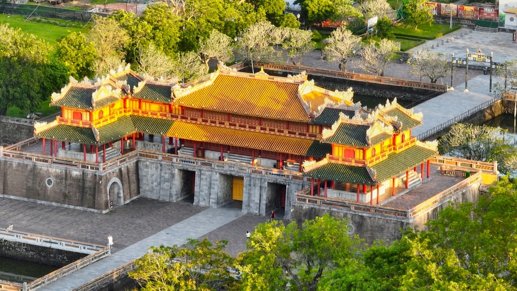 BÍNH NGỌ KHAI VẬN - ĐÃ NẴNG - HỘI AN - HUẾ