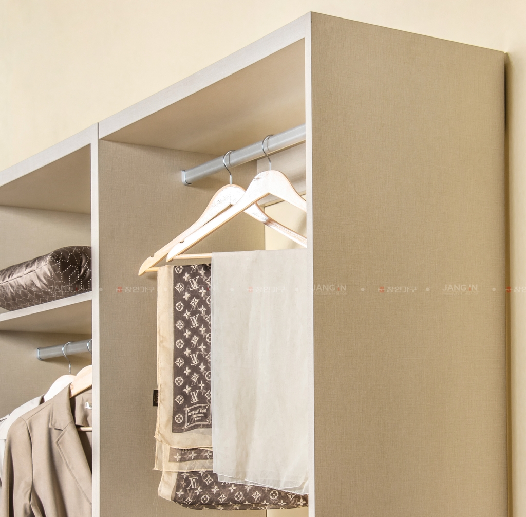 TỦ TREO ĐỒ SEVAN