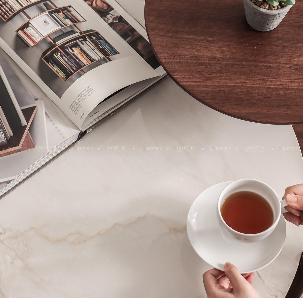 BÀN TRÀ TRÒN ORBIT