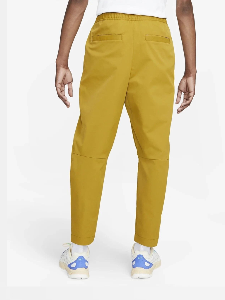 Quần Dài NK Club Men's Woven Tapered Leg Pants