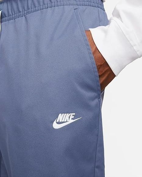 Quần Dài NK Club Men's Woven Tapered Leg Pants