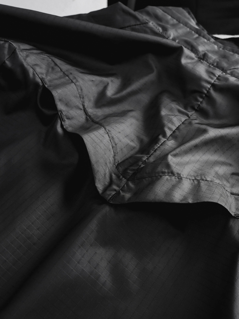 Áo Khoác Ura Vapor Jacket