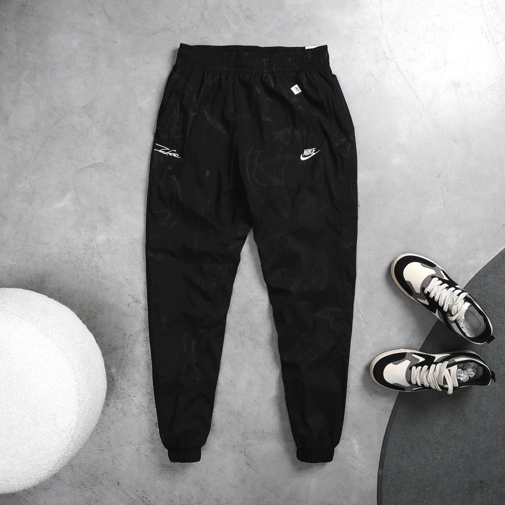 Quần Dài NK Breaking Lined Windrunner Trousers