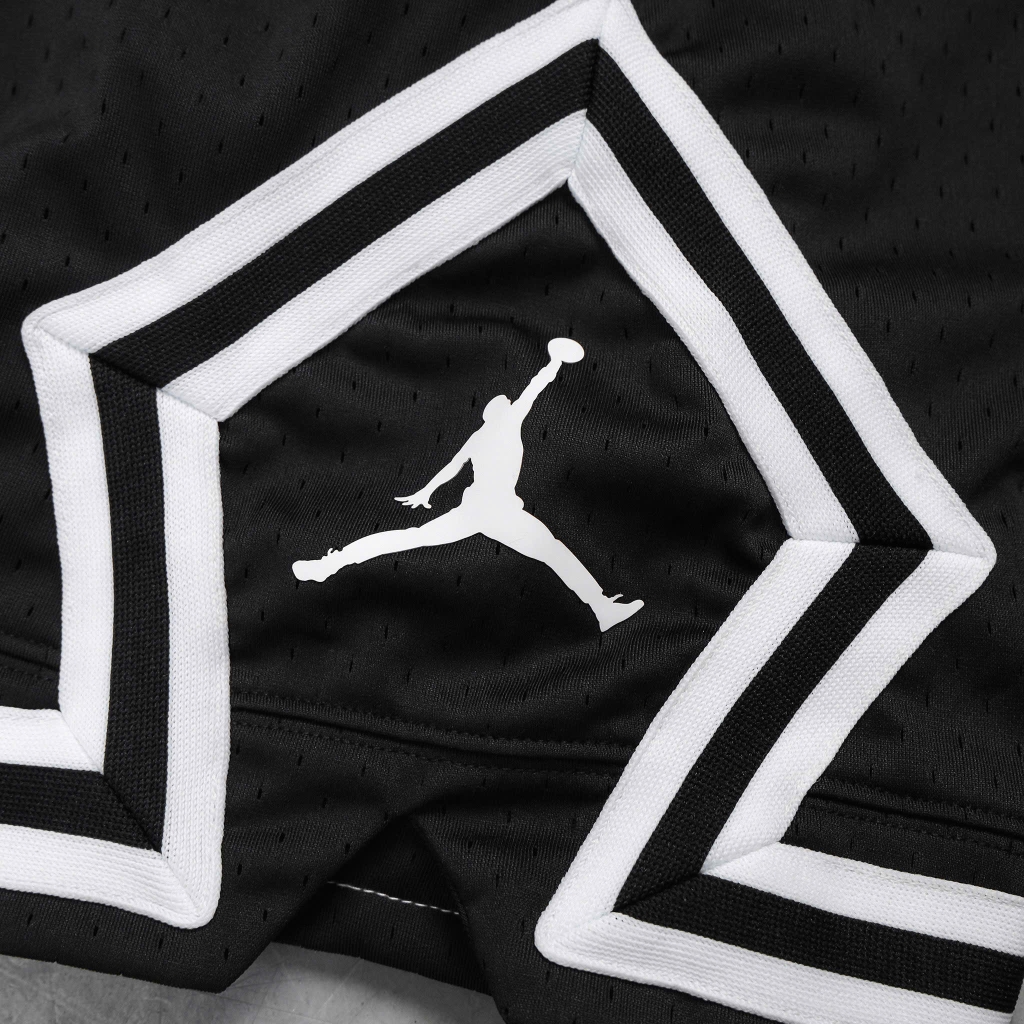 Quần Ngắn JD Sport Diamond Shorts