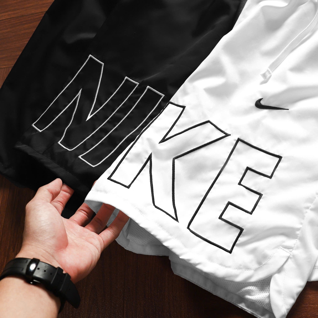 Quần Ngắn NK Embroidered Woven Flow Shorts