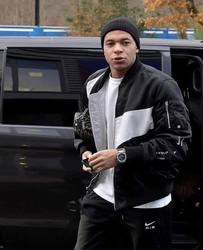 Áo Khoác NK Sportswear Swoosh Therma-FIT Jacket