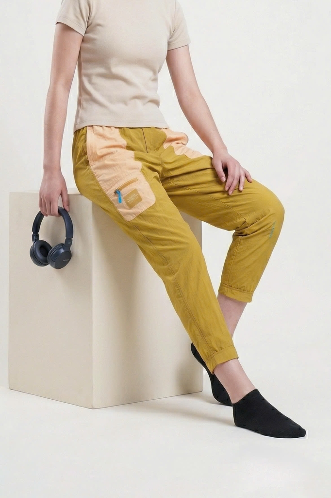 Quần Dài NK Women's Sportswear City Utility High-Waist Woven Pants