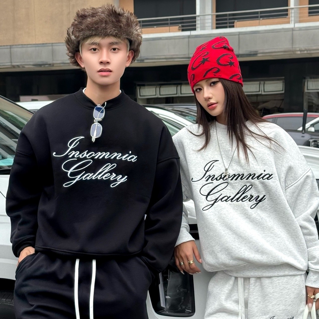 [NEW ARRIVAL] Áo Nỉ Bông Sweater Thêu INSOMNIA Gallery Form Boxy Unisex - HD016