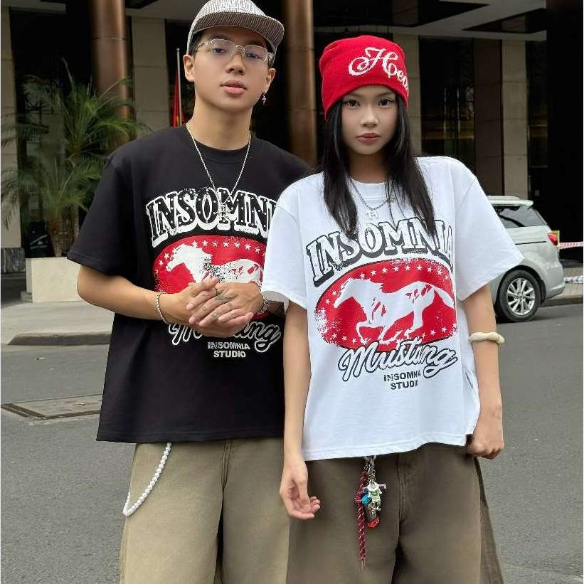 [NEW ARRIVAL] Áo Thun Boxy Mustang Edition Họa Tiết INSOMNIA Đính Cườm Thủ Công 250Gsm Cotton - TS062