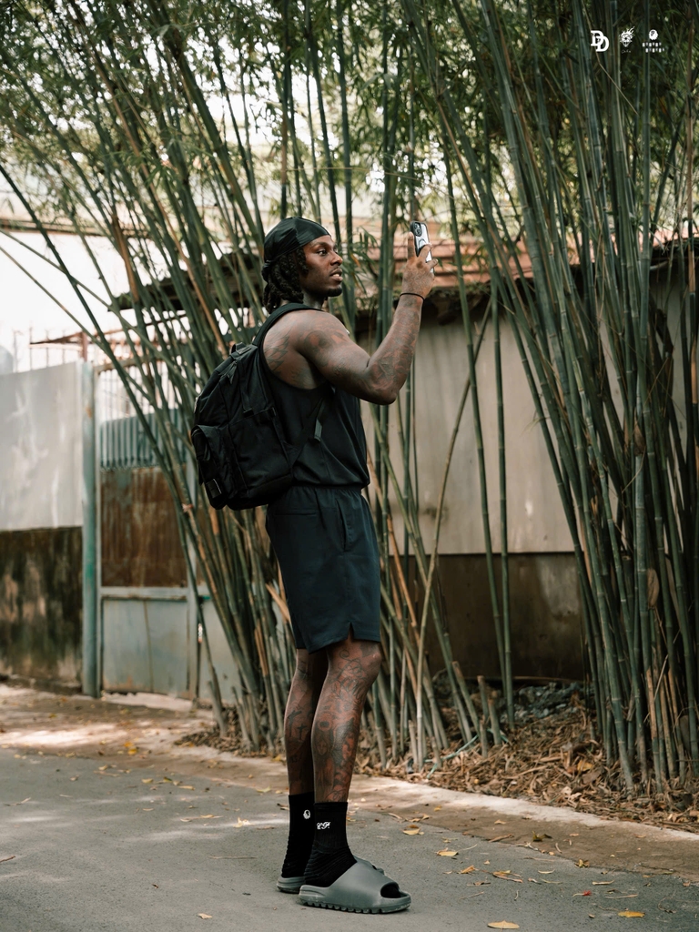 Balo thể thao COMMON PIECES -  Stand Backpack - Ember Vision, Chống nước tuyệt đối, Lót Đỏ Nổi Bật, Ngăn Laptop 16 Inch