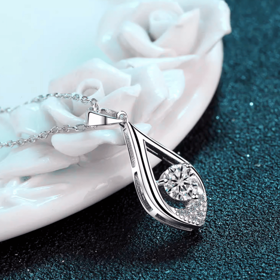 Heart Drop Halo Necklace | Dây Chuyền Moissanite 2 Carat Round Cut | Sterling Silver 925 | Kèm Giấy Kiểm Định GRA