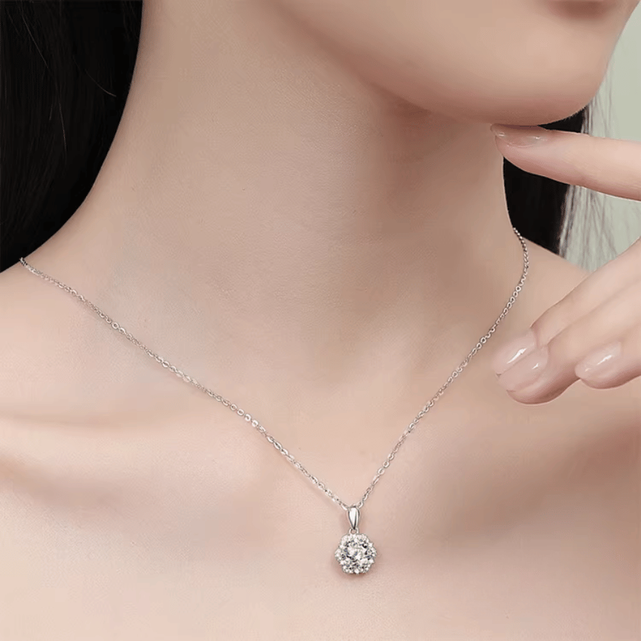 Midnight Daisy Halo Necklace | Dây Chuyền Moissanite 2 Carat Round Cut | Sterling Silver 925 | Kèm Giấy Kiểm Định GRA