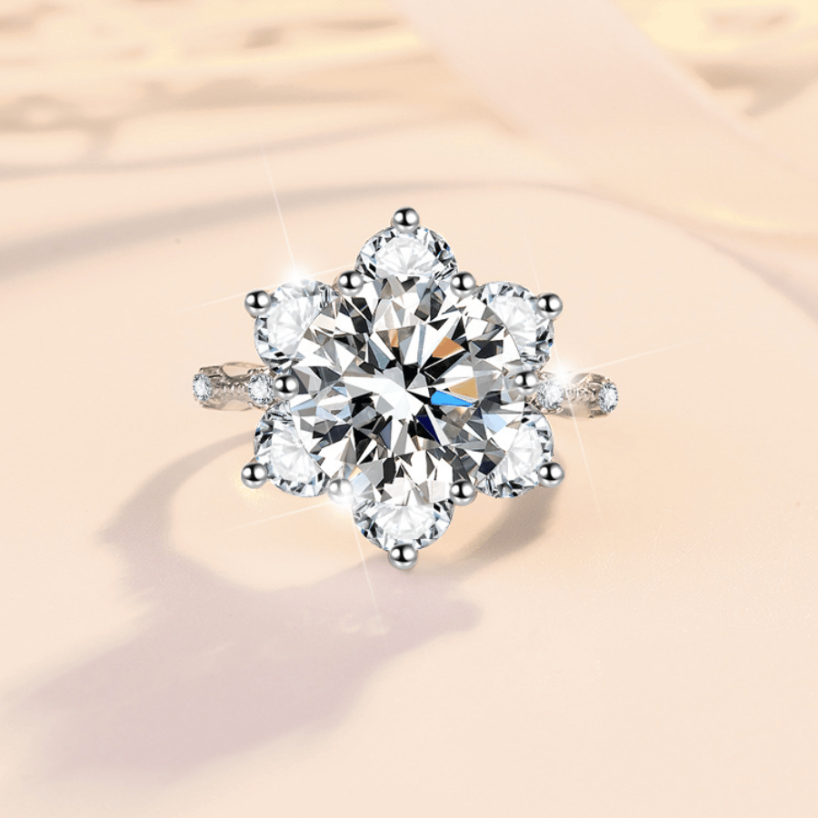 Floral Star Halo Ring | Nhẫn Moissanite 2 Carat Round Cut | Sterling Silver 925 | Kèm Giấy Kiểm Định GRA