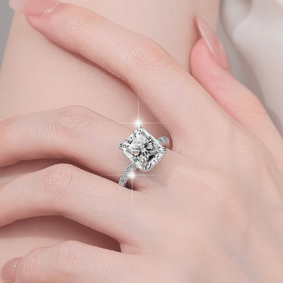 Eternal Princess Solitaire Ring | Nhẫn Moissanite 2 Carat Radiant Cut | Sterling Silver 925 | Kèm Giấy Kiểm Định GRA