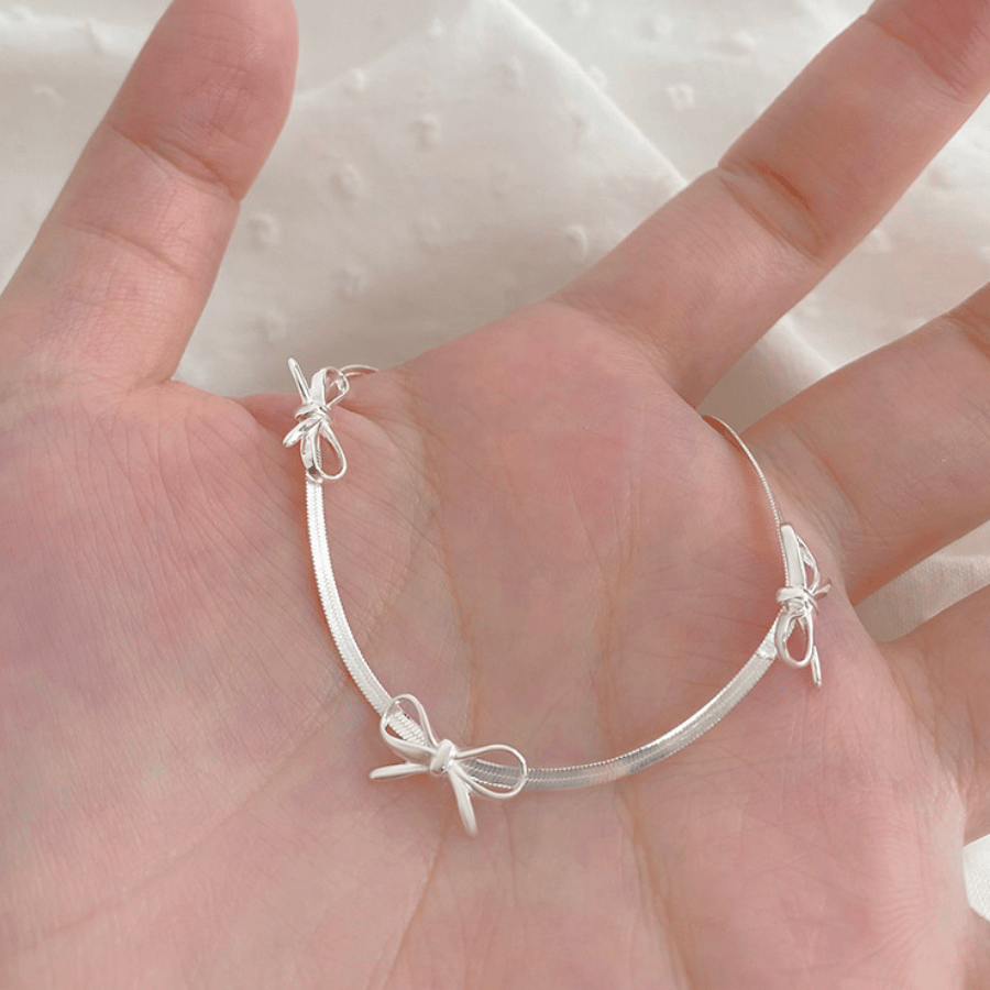 Ribbon Circle Bracelet | Vòng Tay Sterling Silver 925 Phủ Bạch Kim