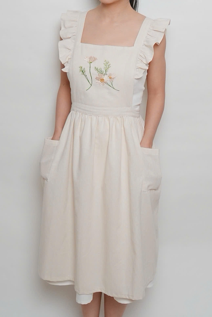 Tạp Dề  Vintage Bèo Vai -  Vải Linen Tự Nhiên – Tạp Dề Thời Trang Cao Cấp - Dành Cho Mẹ Và Bé, Màu Be/Hồng/Xanh - Set THƠ