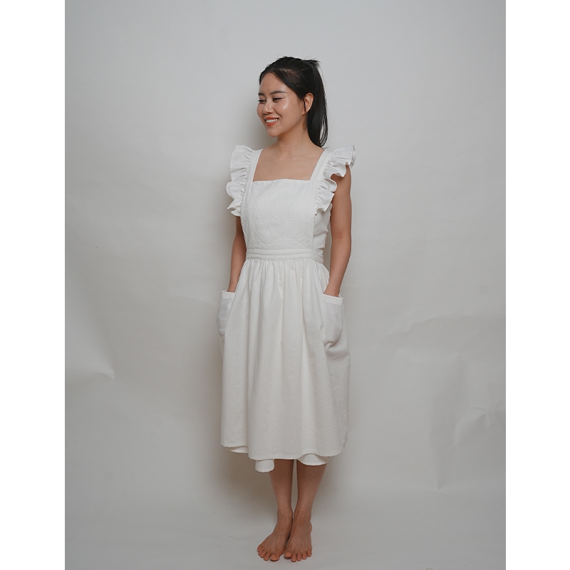 Tạp Dề  Vintage Ren  – Tạp Dề Thời Trang Cao Cấp - Dành Cho Mẹ Và Bé, Màu Trắng/Xanh - Set NGỌT