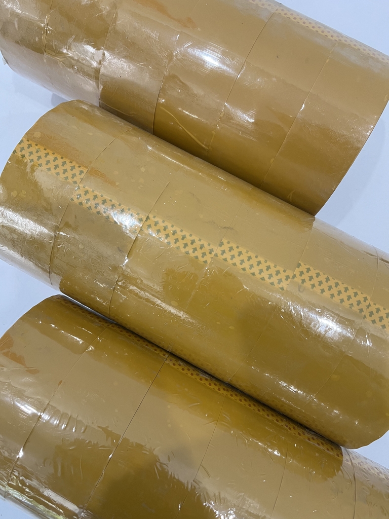 Băng dính đục (3kg) Lõi nhựa 3mm (6 cuộn/cây)