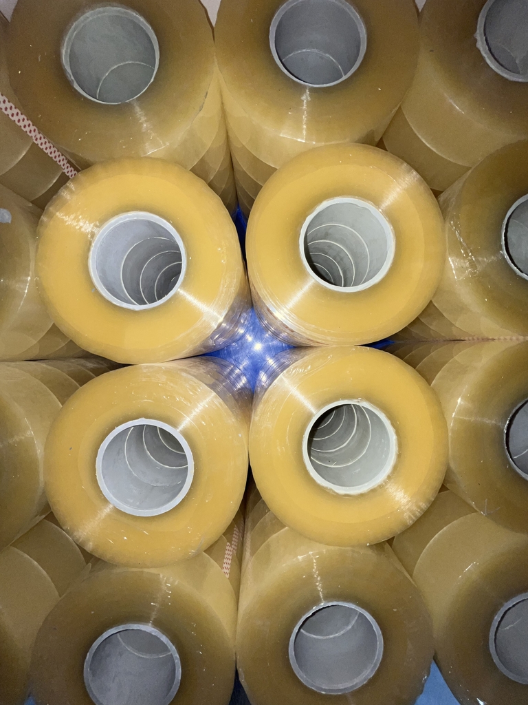 Băng dính trong (6kg) Lõi nhựa 3mm (6 cuộn/cây)