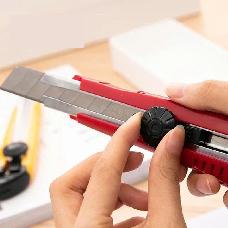 E2043_Dao rọc giấy_Màu lẫn