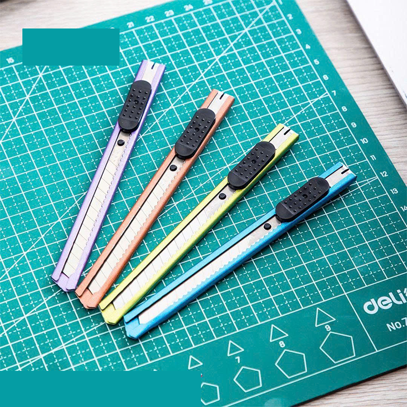 E2066_Dao rọc giấy_Màu lẫn