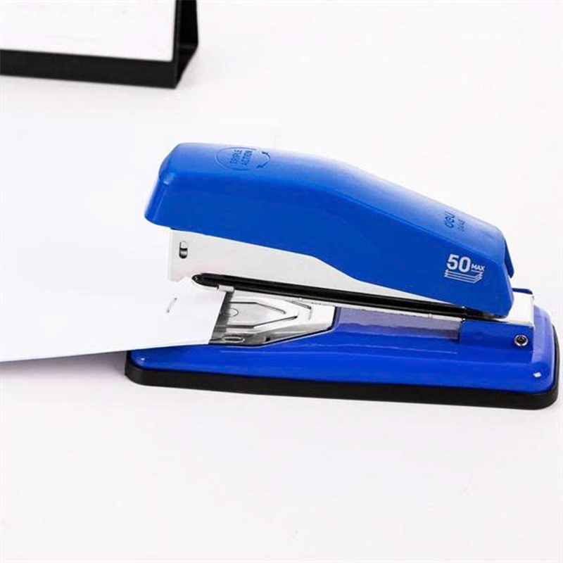 E0414S_Dập ghim_Màu xanh_1 cái/ hộp