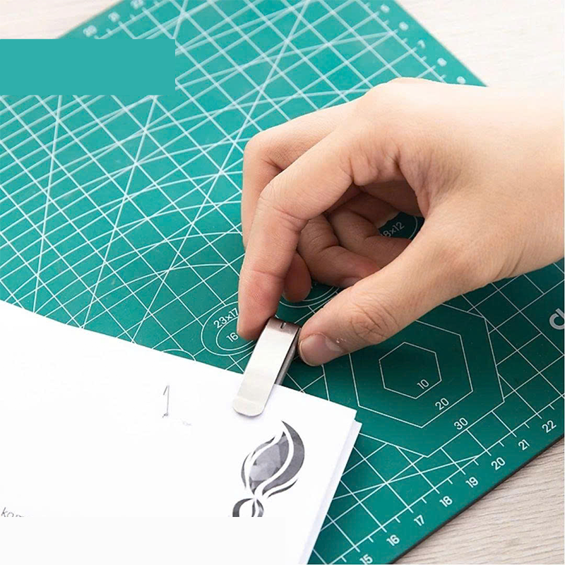 E2053_Dao rọc giấy_Màu bạc