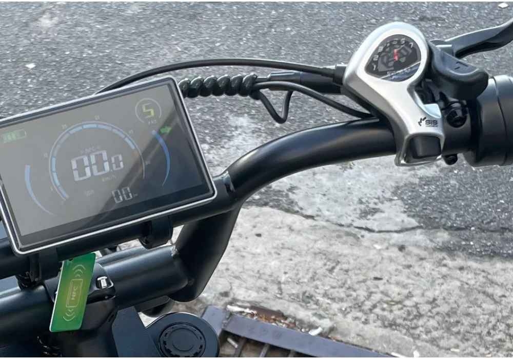 Mành hình LCD