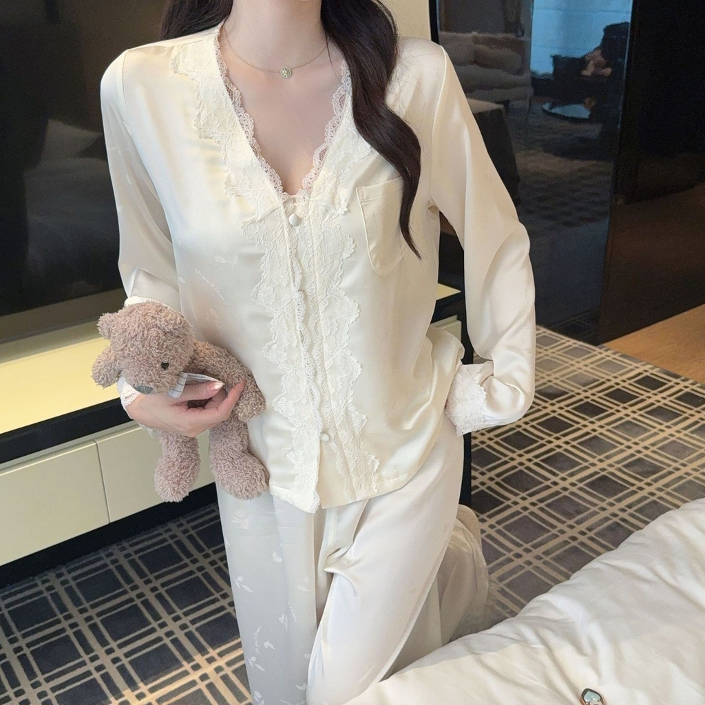 Td cổ V trơn Đen Trắng