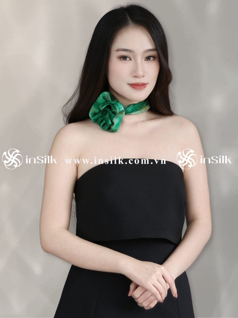 Khăn lụa tơ tằm | khăn lụa vuông 65*65 | InSilk - Diệp vân (xanh lá, cam)